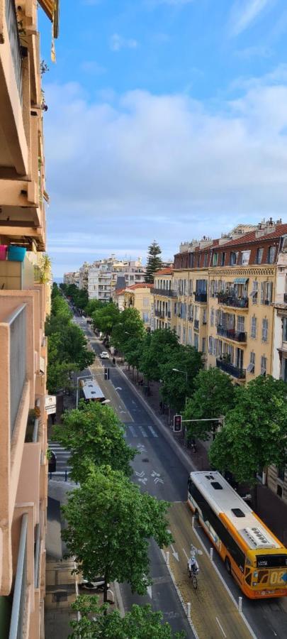 Centre De Nice - Musiciens - Marechal - Balcon 500M Promenade Des Anglais Buitenkant foto